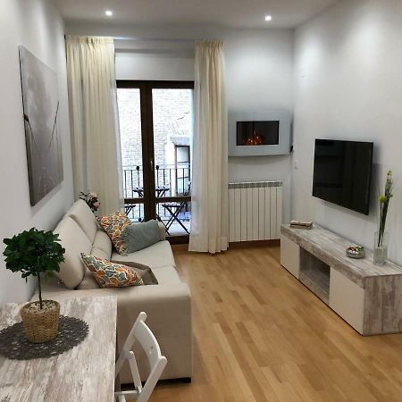 Palacete De Tudela - Parking Incluido Apartment Luaran gambar