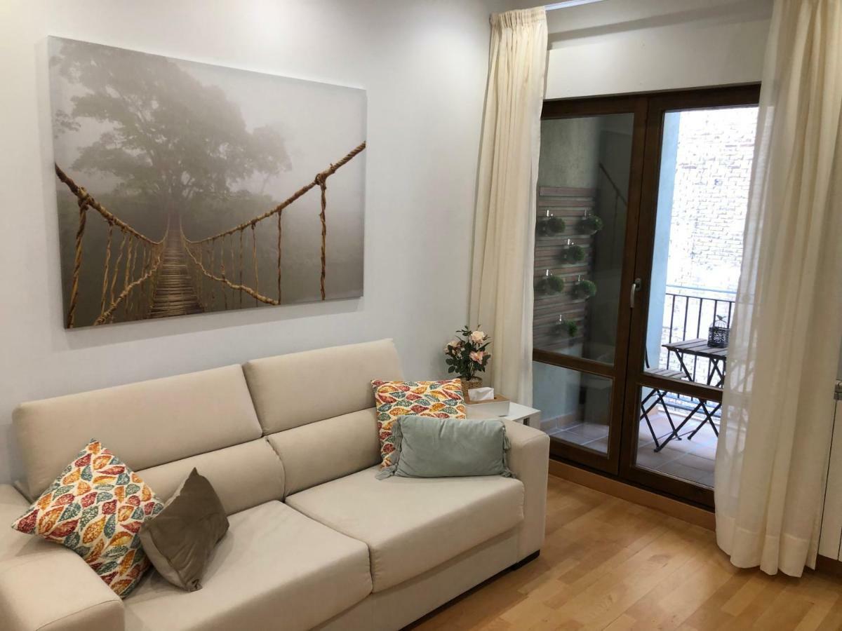 Palacete De Tudela - Parking Incluido Apartment Luaran gambar