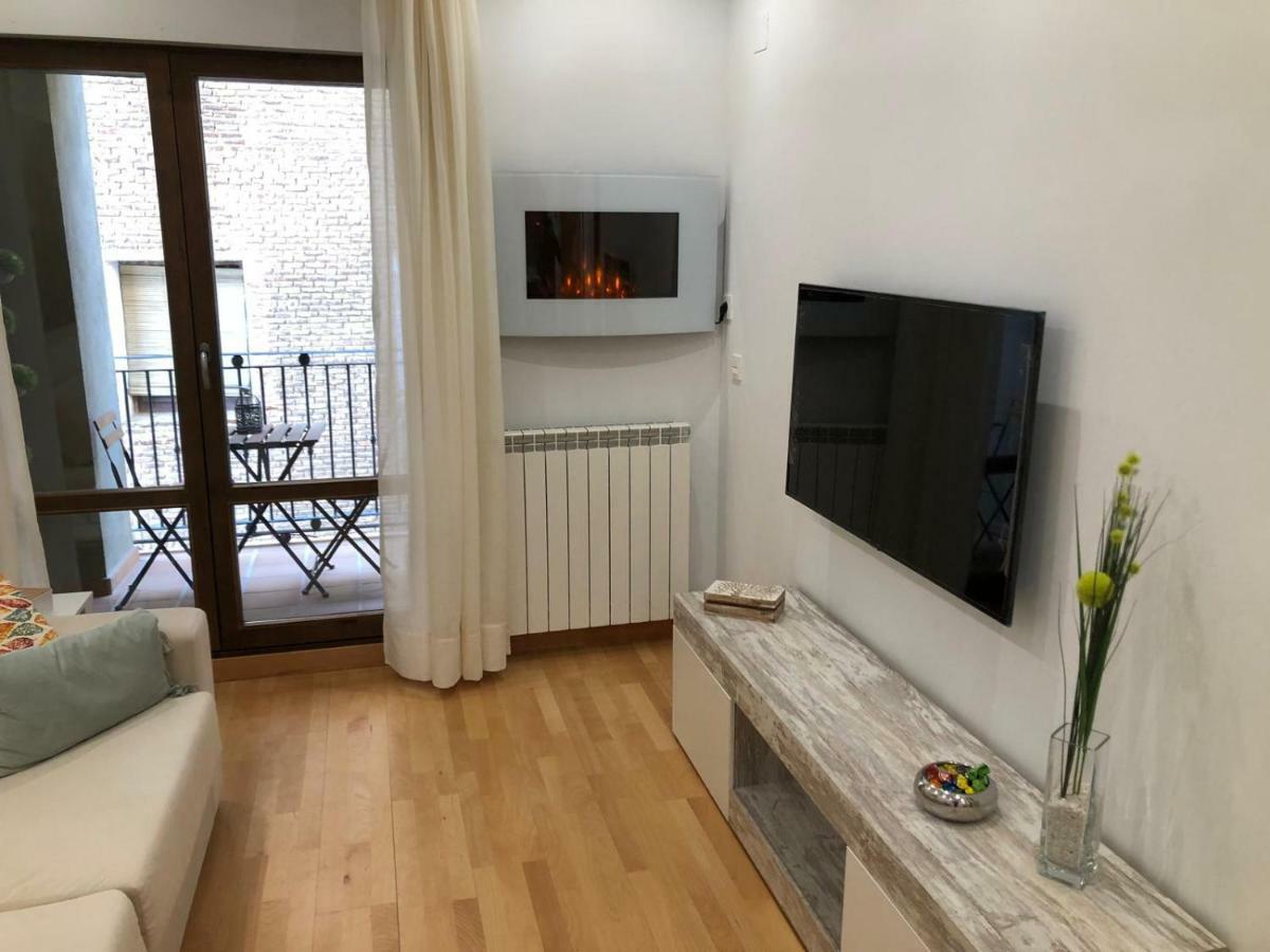 Palacete De Tudela - Parking Incluido Apartment Luaran gambar